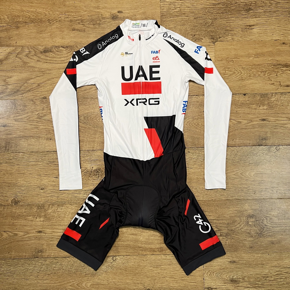Traje de Ciclismo LASER CUT Sk - Cycling Community reseña y precio